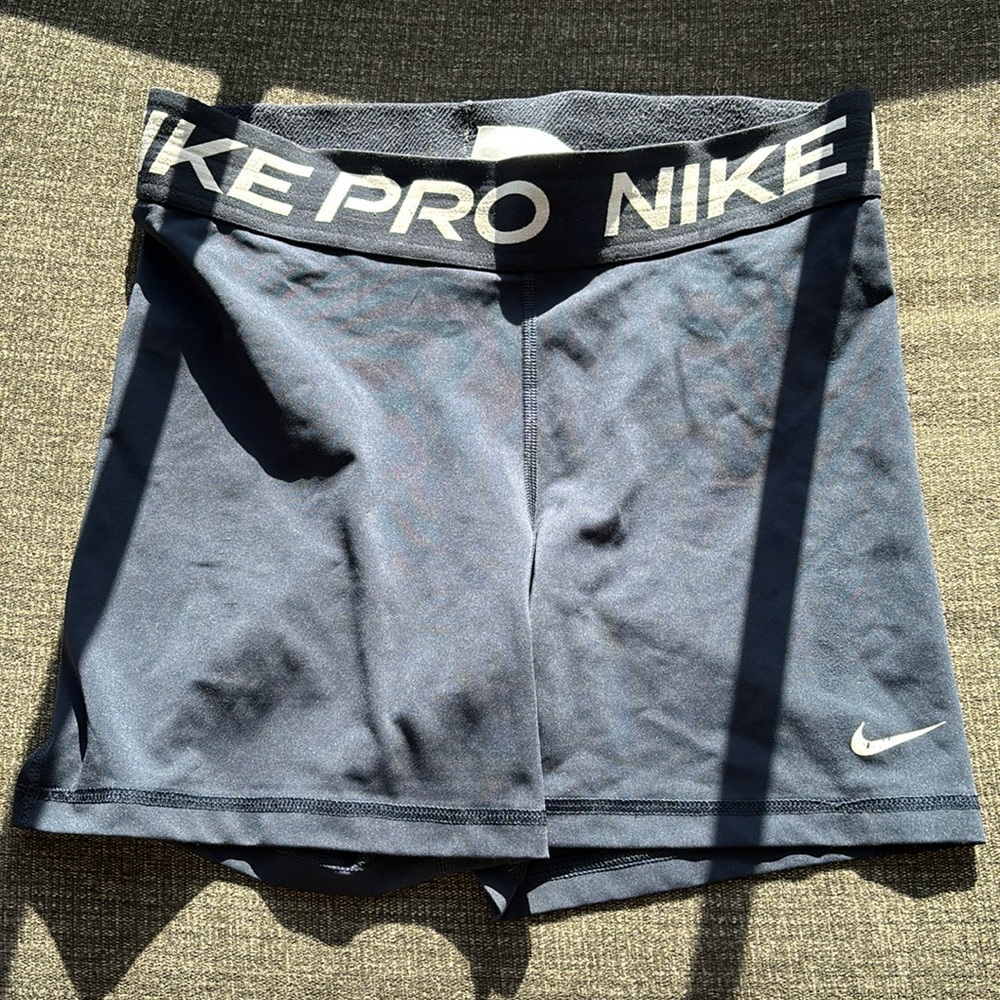 NIKE PROS
